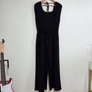 EUC MAX STUDIO BLACK DOUBLE SCOOP NECK MUSCLE SLEEVE STYLE JUMPSUIT SIZE M